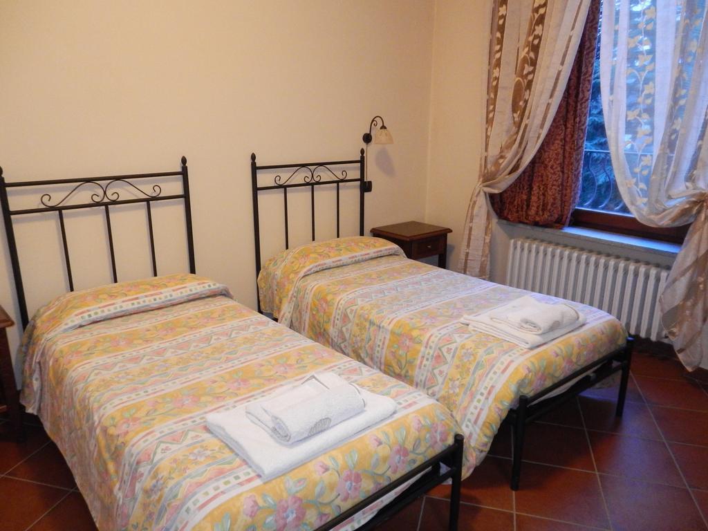 Risthotel Pizzeria Italia Godiasco Pokoj fotografie